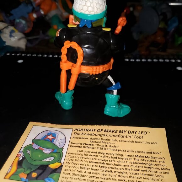 Make My Day Leo TMNT Teenage Mutant Ninja Turtles Complete with File Card - Picture 2 of 2